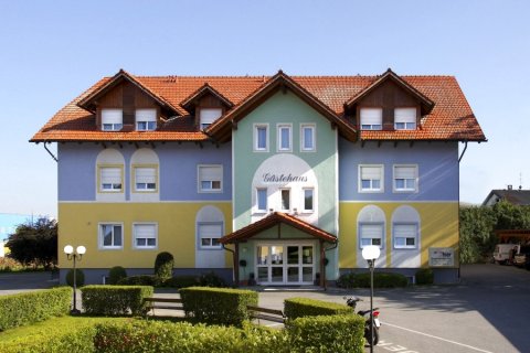 德尔史达金格酒店(Hotel der Stockinger)
