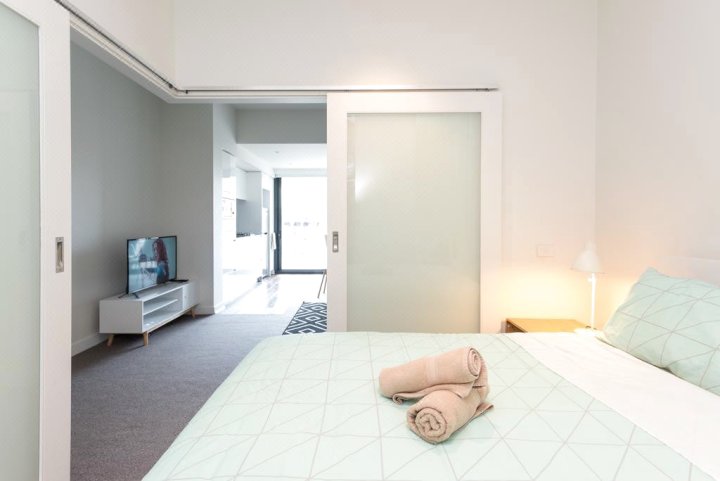 墨尔本一卧室豪华现代公寓(Relax in Luxury & Modern Melb 1Bd)