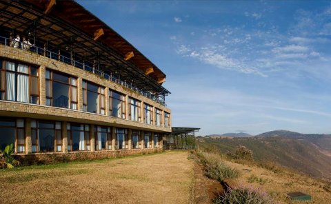 妮戈隆戈罗野生旅馆(Ngorongoro Wildlife Lodge)