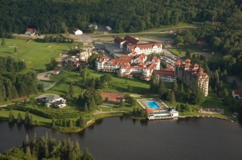 香格里拉度假村(The Balsams Grand Resort)