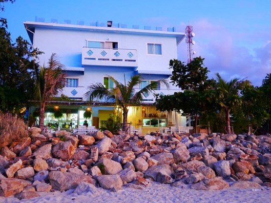 非凡海滩酒店(Viva on The Beach Hotel)