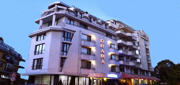 布尔加斯戏剧酒店(Hotel Drama Burgas)