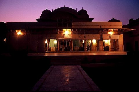 巴德拉瓦蒂皇宫酒店(Bhadrawati Palace)