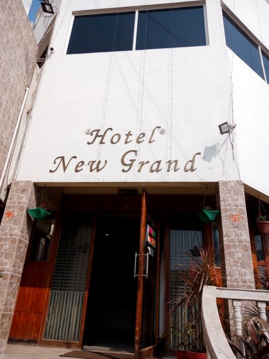 新牌酒店(Hotel New Grand)