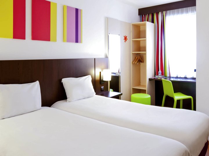 卢森堡中心火车站宜必思尚品酒店(Ibis Styles Luxembourg Centre Gare)