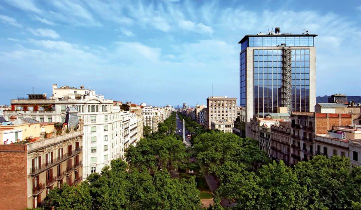 巴塞罗那中心套房酒店(Suites Center Barcelona)