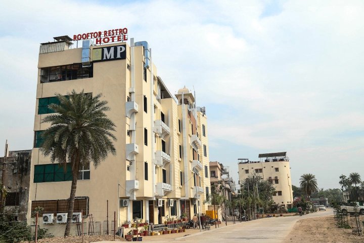 梅兰加尔皇宫酒店(Hotel Mehrangarh Palace)