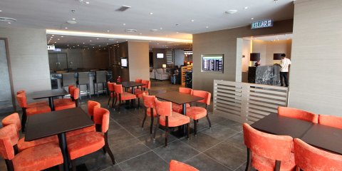 哥打京那巴鲁环亚集团机场贵宾室(本地出发) – 哥打京那巴鲁国际机场(Plaza Premium Lounge (Domestic Departure) – Kota Kinabalu International Airport)