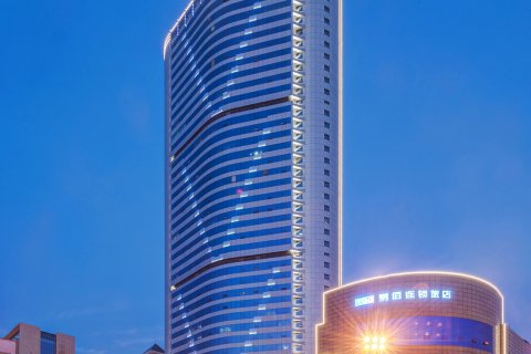 明珠云抱酒店(济南站南广场店)