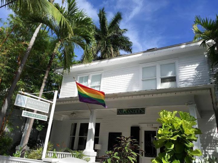Alexander's Gay Lesbian Guesthouse (Adult Only 21+)