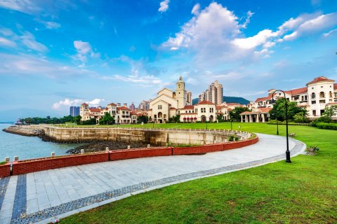 斯维登度假公寓(龙海招商卡达凯斯店)