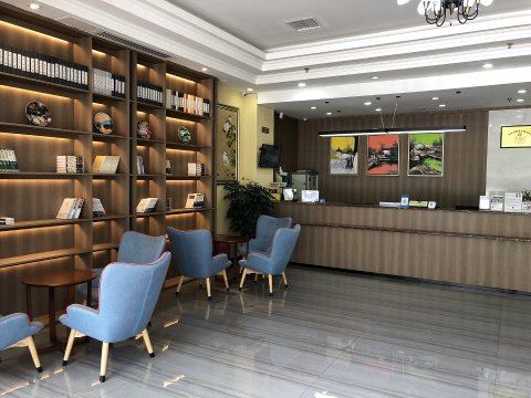 龙庭酒店(龙岩火车站店)