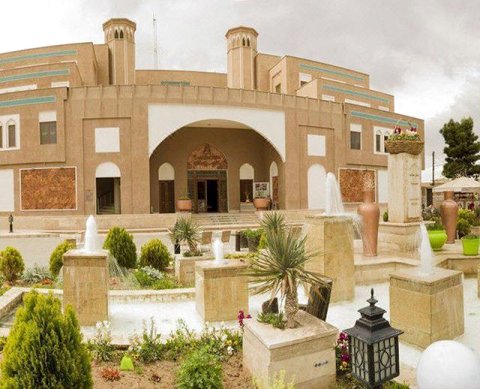 亚兹德帕森萨夫依酒店(Parsian Safaiyeh Hotel in Yazd)