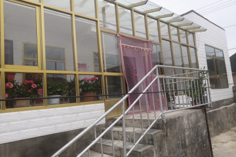 海北祁连县拉洞台农家院