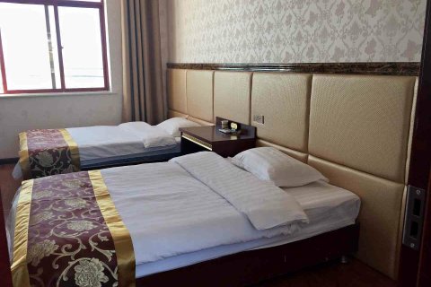 青海湖鸟岛海心山宾馆