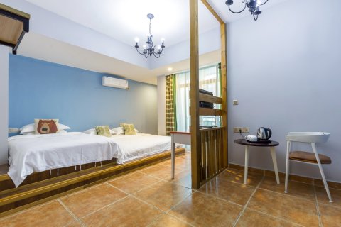 三亚忆乡人山墅客栈