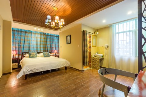 三亚忆乡人山墅客栈