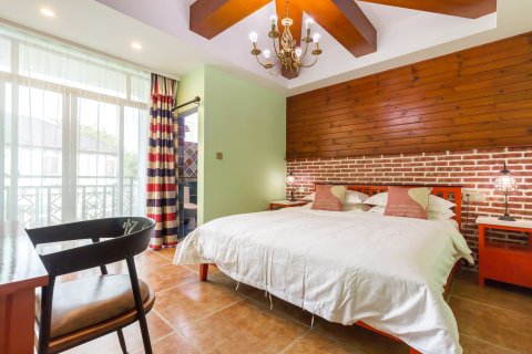 三亚忆乡人山墅客栈