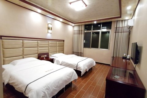 黄果树松林客栈