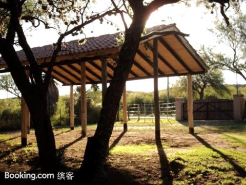 Cabanas en El Jardin Nativo