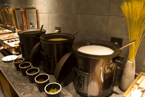 和颐至尚酒店(太原迎泽大街省委大楼店)