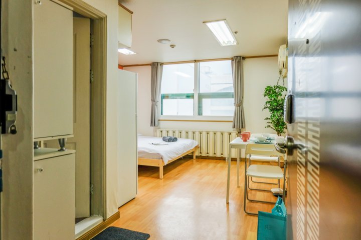 hiii·荼蘼公寓(Hiii·Tu Millet Apartment)
