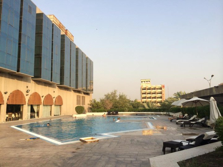 巴斯拉国际酒店(Basra International Hotel)