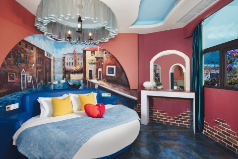 风格时尚酒店(邻水宏帆广场县政府店)