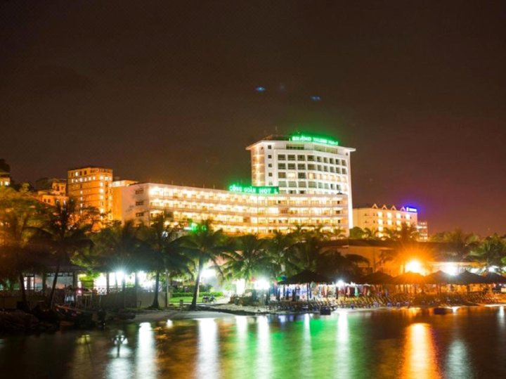 下龙大酒店(Grand Halong Hotel)