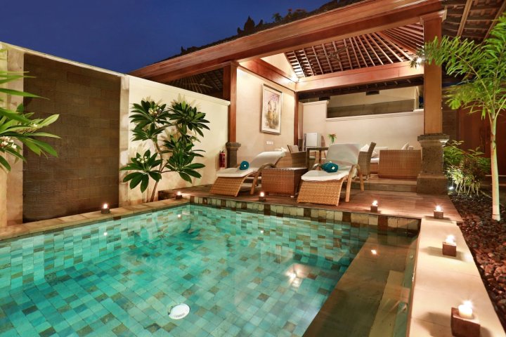 艾科亚游泳池别墅酒店(Akoya Pool Villa)