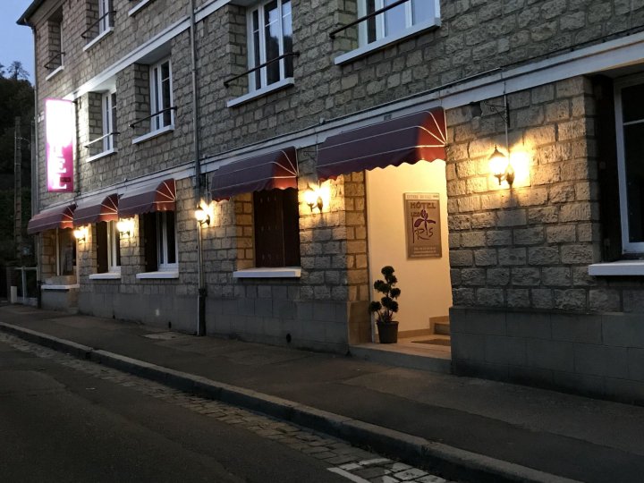 伊里斯酒店(HÔTEL les Iris)