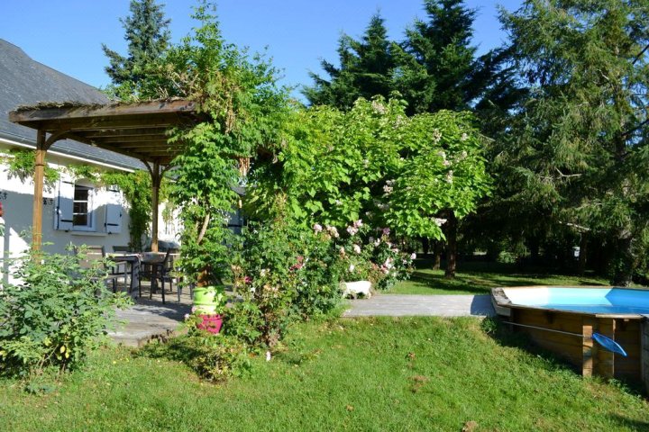 Au Coeur du Bien Etre, Chambre d'hôtes Avec Piscine chauffée et Couverte, Spa, Sauna, Massages