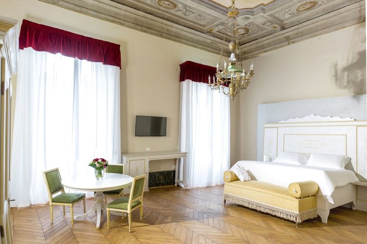 帕拉佐朵奥尔特拉诺 - 迪坡加住宅酒店(Palazzo d'Oltrarno - Residenza d'Epoca)