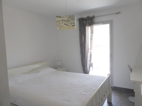 Apartment with 2 Bedrooms in La Seyne Sur Mer with Furnished Terrace and WiFi 3 km from The Beach