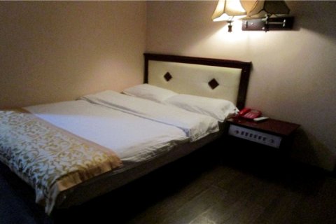 永德瑞雅红酒店