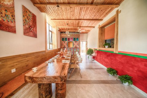 丹巴宝生居民宿(甲居藏寨1号观景台店)