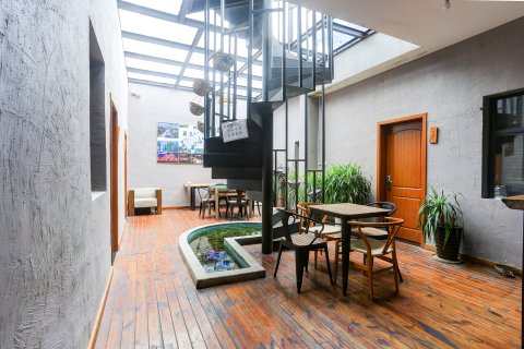 城中小筑度假屋(张家界天门山汽车站火车站店)