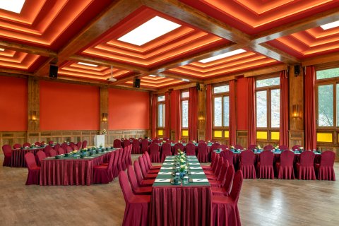 香格里拉松赞林卡酒店