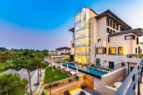 十鲤汤泉海景酒店(北戴河阿尔卡迪亚店)