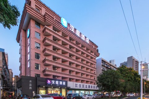 新品汉庭武汉江汉区政府酒店