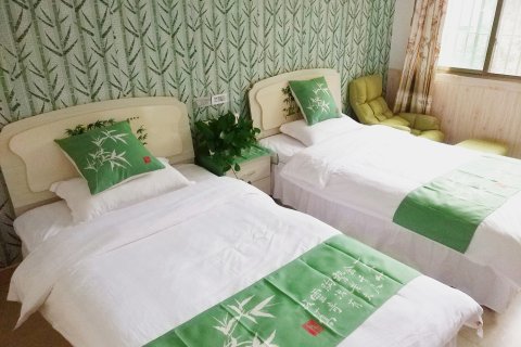 蜀南竹海兴隆湾度假村