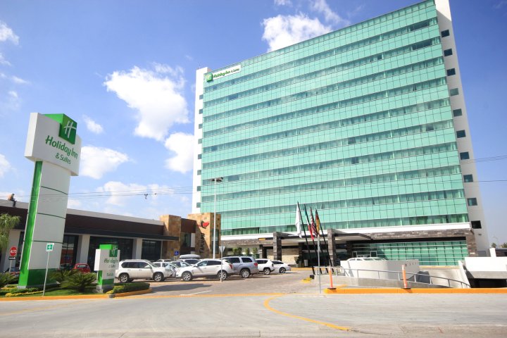 马约尔广场假日酒店&度假村(Holiday Inn & Suites Plaza Mayor, an IHG Hotel)