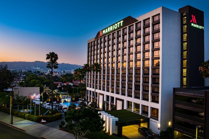 贝弗利山万豪酒店(Beverly Hills Marriott)
