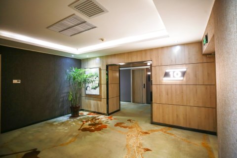 熹雲酒店(西安西北工业大学大唐西市地铁站店)