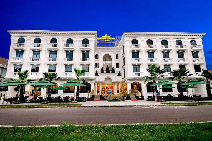洪阮安王冠酒店(Crown Nguyen Hoang Hotel)