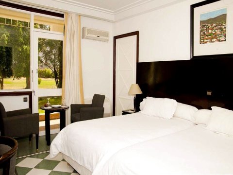 贝尼迈拉勒橄榄树瀑布酒店(Hotel Ouzoud Beni Mellal)