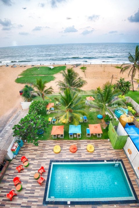J 尼甘布酒店(Hotel J Negombo)