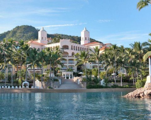 纳维达岛度假酒店(Grand Isla Navidad Resort)