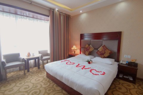 TOWO上品酒店(梓潼客运中心站店)