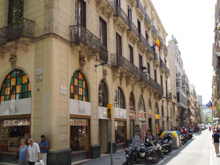 密密兰布拉大道旅馆(Hostal MiMi Las Ramblas)